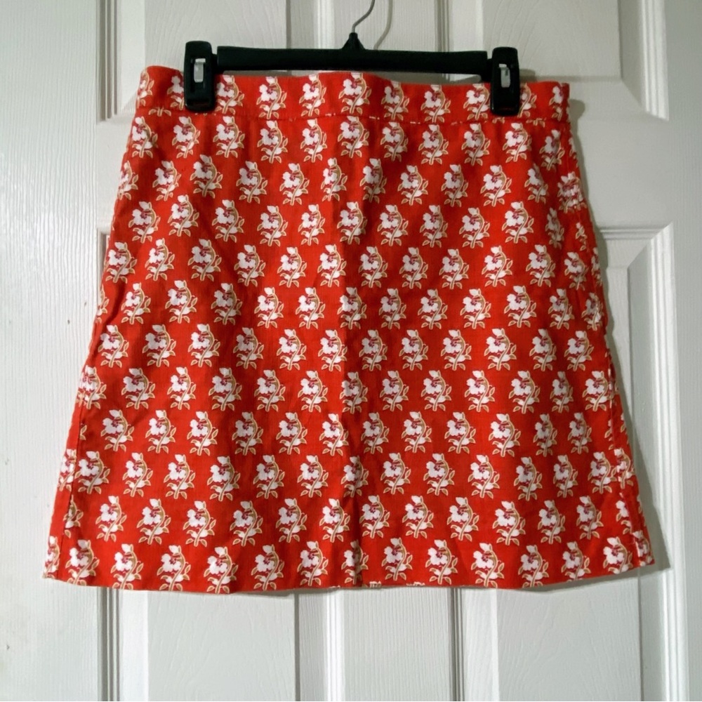 J. Crew  women’s mini skirt size 10 New without tags.♦️